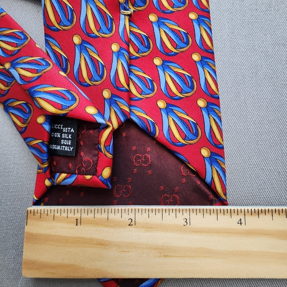 Gucci Red with Blue/Gold Print Silk Tie - Picture 4 of 5